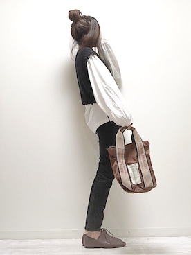 「ストレートデニム」｜「アイテム（ラッピングキット）」を使った、norimamiさん（レディース・160cm）の秋コーディネート