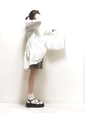 「sakishimatokyo（サキシマトーキョー）のアイテム（シャツワンピース）」を使った、norimamiさん（レディース・160cm）の春コーディネート