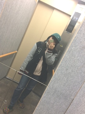 「OBEY」｜「アイテム（デニムパンツ）」を使った、こなつさん（レディース・152cm）の冬コーディネート