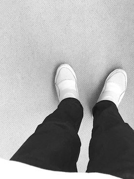 「DRKSHDW by RICK OWENS（ダークシャドウ バイ リックオウエンス）のアイテム（デニムパンツ）」を使った、shoさん（メンズ・170cm）の春コーディネート