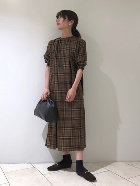 「LAURA DI MAGGIO（ローラディマッジオ）のアイテム」を使った、haruhiさん（レディース・157cm）の夏コーディネート