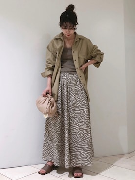 「BEVINI（べヴィニ）のアイテム」を使った、haruhiさん（レディース・157cm）の春コーディネート
