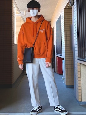 「ANDERSSON BELL（アンダースンベル）のアイテム（トップス）」を使った、葵さん（メンズ・170cm）の秋コーディネート