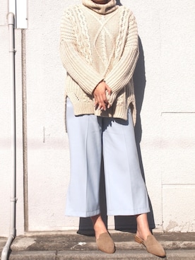 「mio notis（ミオノティス）のアイテム（サンダル）」を使った、Esmeralda（エスメラルダ）さん（レディース・160cm）の冬コーディネート