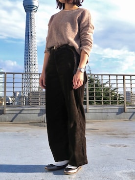 「アイテム（バレエシューズ、シルバー系）」を使った、Esmeralda（エスメラルダ）さん（レディース・160cm）の秋コーディネート