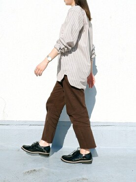 「アイテム（ドレスシューズ）」を使った、Esmeralda（エスメラルダ）さん（レディース・163cm）の秋コーディネート