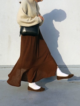 「アイテム（バレエシューズ）」を使った、Esmeralda（エスメラルダ）さん（レディース・161cm）の秋コーディネート