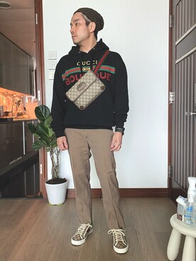Gucci グッチ のボディバッグ ウエストポーチを使ったメンズ人気ファッションコーディネート 地域 香港 Wear