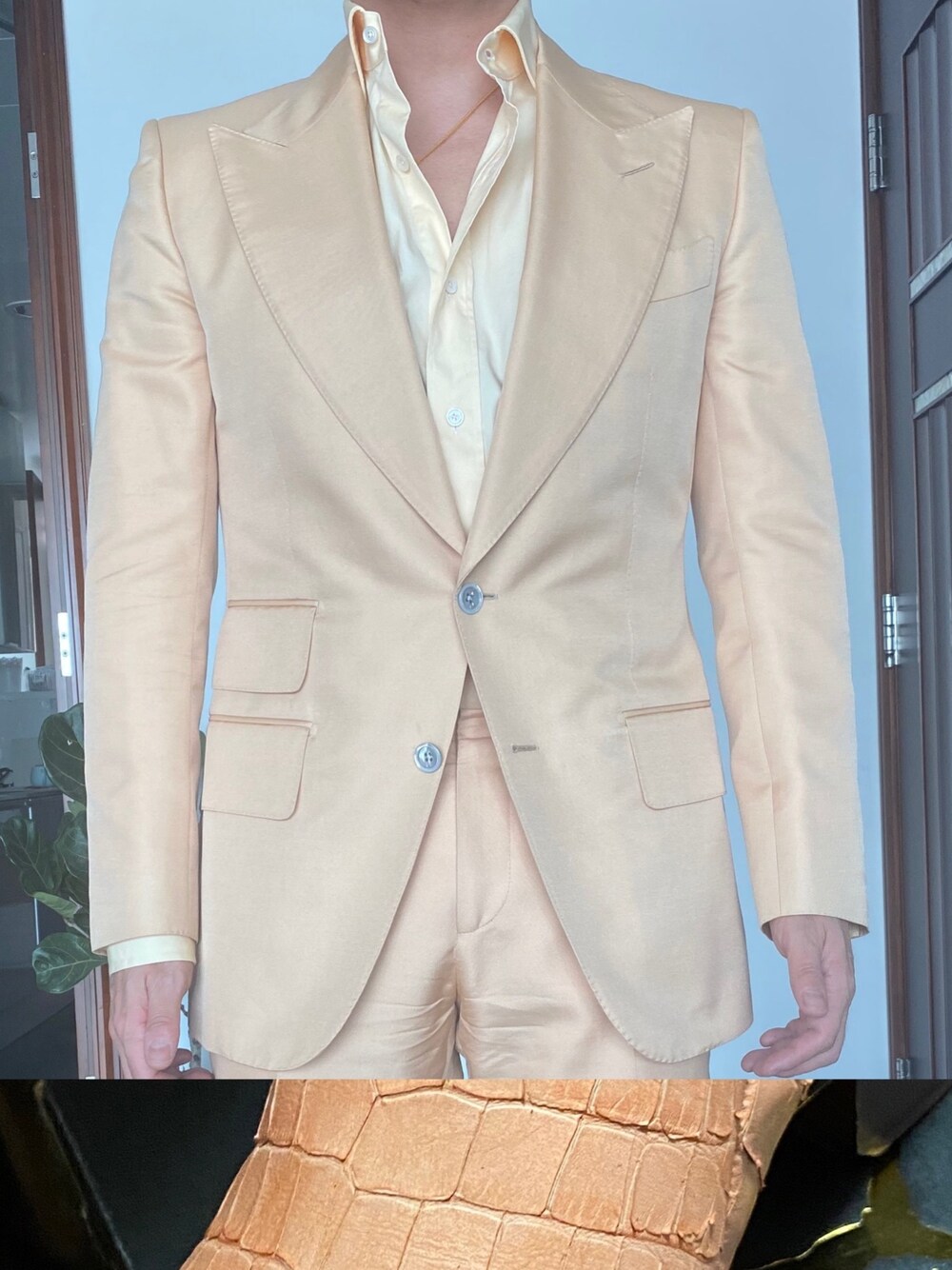 「TOM FORDのアイテム（スーツジャケット、オレンジ系）」を使った、kennyphkさん（メンズ・169cm）の春コーディネートの1枚目の写真