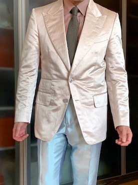 「アイテム（スーツパンツ、シルバー系）」を使った、kennyphkさん（メンズ・169cm）の秋コーディネート