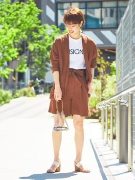 「Rouge vif（ルージュヴィフ）のアイテム（ノーカラージャケット）」を使った、SAYAKAさん（レディース・165cm）の春コーディネート