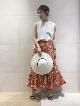 「Rouge vif（ルージュヴィフ）のアイテム（帽子）」を使った、SAYAKAさん（レディース・165cm）の夏コーディネート