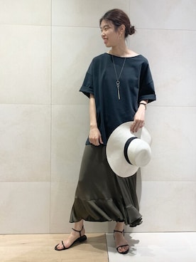 「Rouge vif（ルージュヴィフ）のアイテム（帽子）」を使った、SAYAKAさん（レディース・165cm）の夏コーディネート
