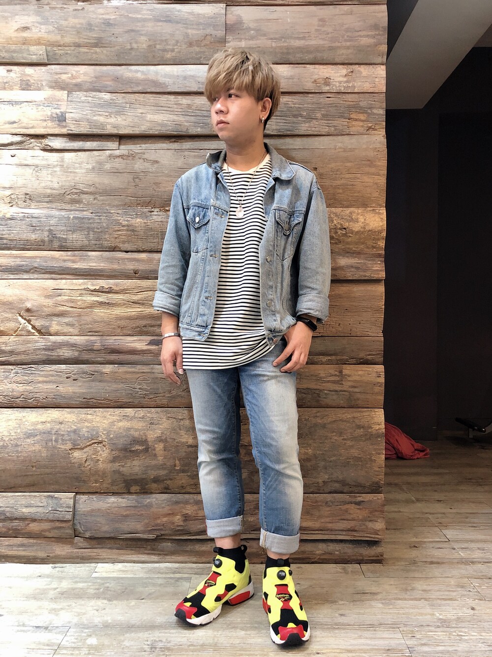 「boy」｜「Reebokのアイテム（スニーカー、その他）」を使った、劉承融さん（メンズ・167cm）の春コーディネートの1枚目の写真