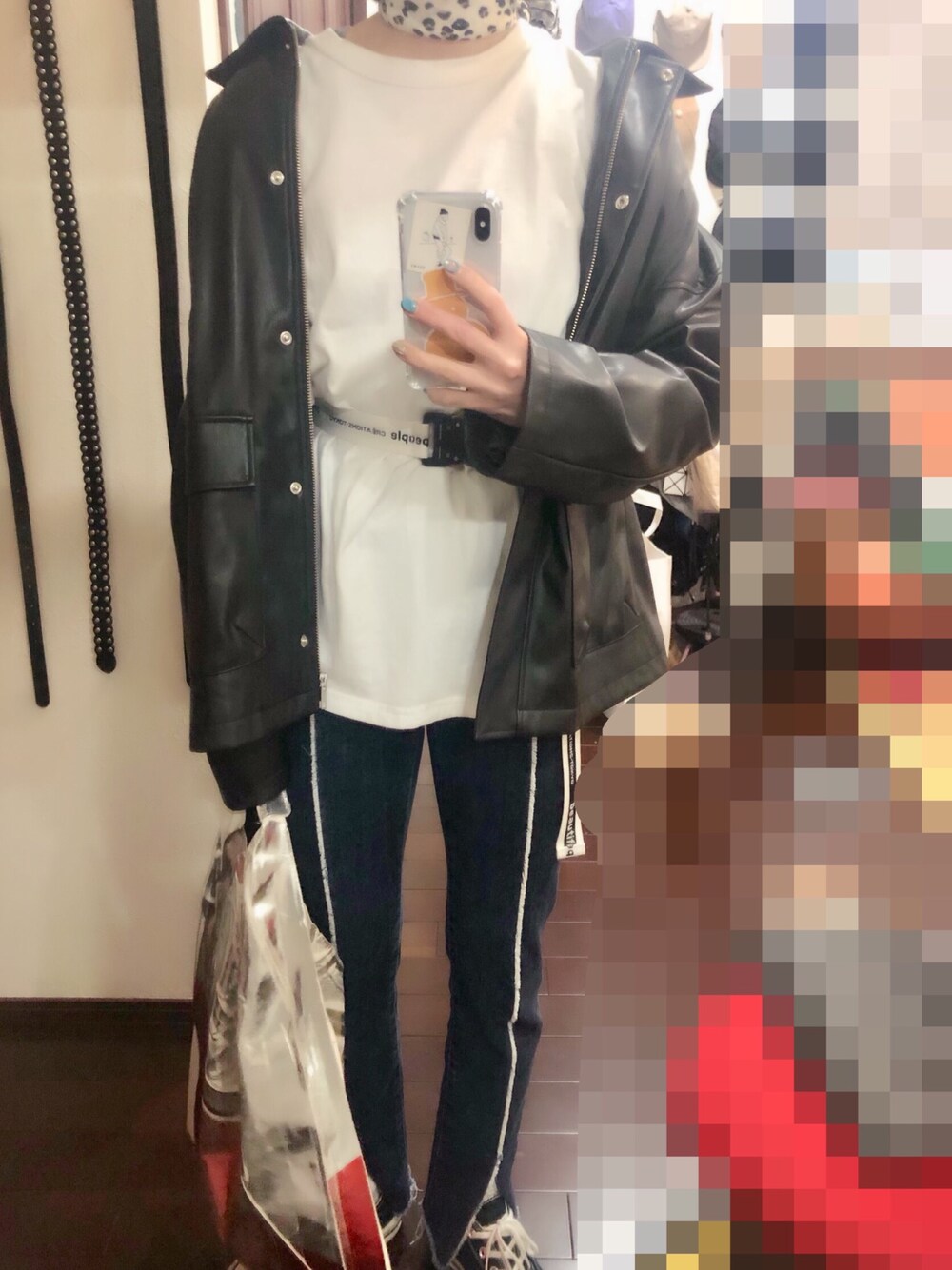 「スカーフ、レザージャケット、converse、CT70s、MM6 Maison Martin Margiela、beautiful people」｜「WEGOのWEGO/スクエアアニマルスカーフ（バンダナ/スカーフ、その他）」を使った、🐇226285🐈さん（レディース・154cm）の春コーディネートの1枚目の写真