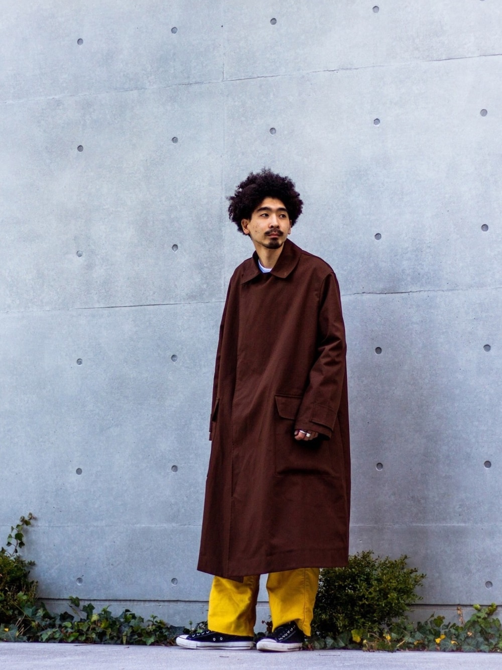 STUDIO NICHOLSONのトレンチコートを使った人気ファッション