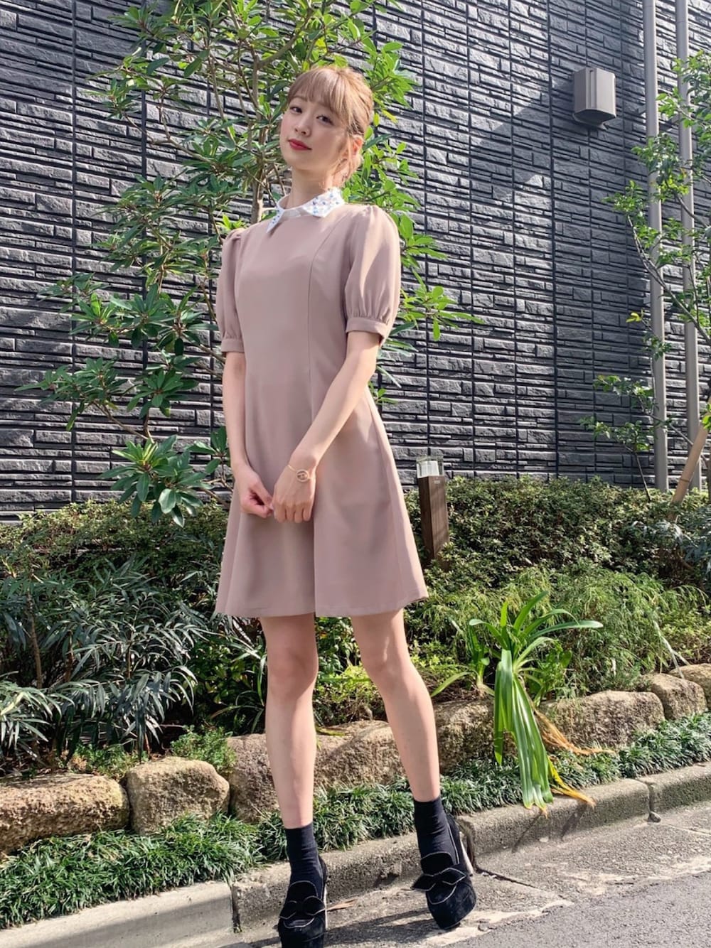 Taylor愛用ブランド♪Swing Daisy Dress*Aラインワンピース 楽天市場】Aラインワンピ 全2色 キャミワンピ 光沢感 無地