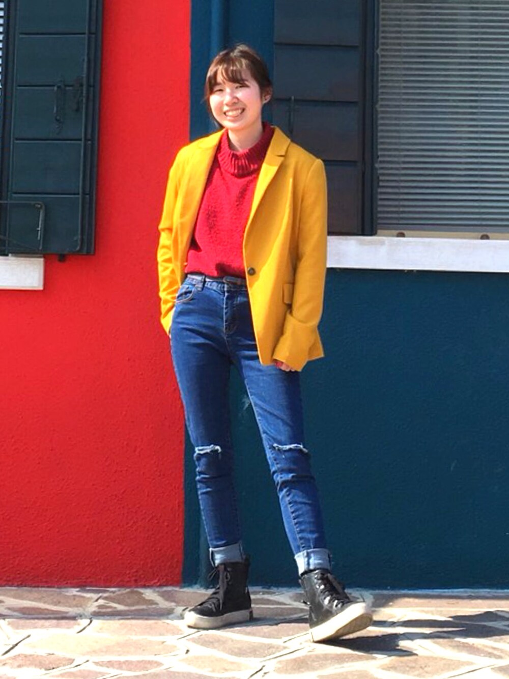 「blazer、jeans、turtle neck、VINTAGE、spring、winter」｜「no brandのアイテム（デニムパンツ、ブルー系）」を使った、Rubyさん（レディース・153cm）の春コーディネートの1枚目の写真