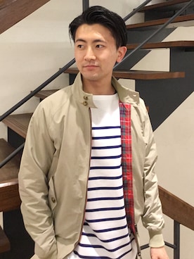 「ボートネック」｜「アイテム（ブルゾン）」を使った、塚本さん（メンズ・175cm）の春コーディネート