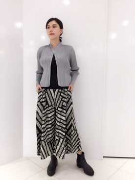 「PLEATS PLEASE（プリーツプリーズ）のアイテム（その他アウター）」を使った、Doraさん（レディース・165cm）の秋コーディネート