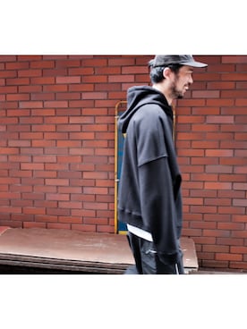 「WILLY CHAVARRIA（ウィリーチャバリア）のアイテム」を使った、UCHIDAさん（メンズ・175cm）の秋コーディネート