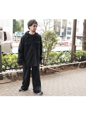 「WILLY CHAVARRIA（ウィリーチャバリア）のアイテム」を使った、UCHIDAさん（メンズ・175cm）の秋コーディネート