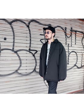 「WILLY CHAVARRIA（ウィリーチャバリア）のアイテム」を使った、UCHIDAさん（メンズ・175cm）の冬コーディネート