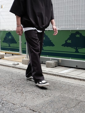 「WILLY CHAVARRIA（ウィリーチャバリア）のアイテム」を使った、UCHIDAさん（メンズ・175cm）の春コーディネート