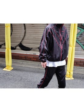 「シンプル」｜「アイテム（その他アウター）」を使った、UCHIDAさん（メンズ・175cm）の春コーディネート