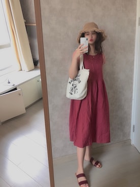 「日系极简」｜「アイテム（ジャンパースカート）」を使った、春日弥生さん（レディース・168cm）の夏コーディネート
