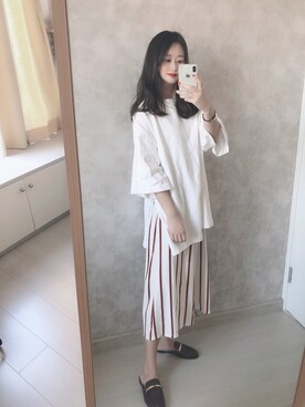 「日系极简」｜「アイテム（スリッポン）」を使った、春日弥生さん（レディース・167cm）の秋コーディネート