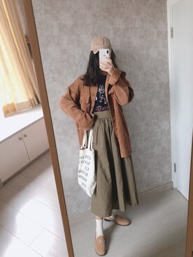 「盐系风格」｜「アイテム（ローファー）」を使った、春日弥生さん（レディース・167cm）の秋コーディネート