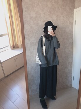 「通勤穿搭」｜「アイテム（パーカー）」を使った、春日弥生さん（レディース・167cm）の秋コーディネート