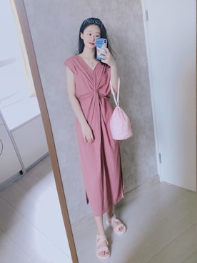 「日系极简」｜「アイテム（サンダル）」を使った、春日弥生さん（レディース・167cm）の夏コーディネート