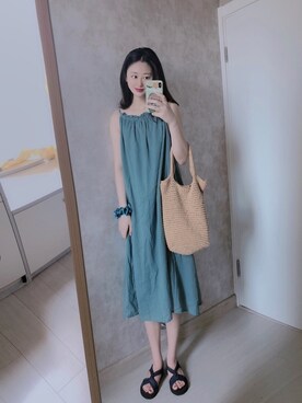 「日系极简」｜「アイテム（サンダル）」を使った、春日弥生さん（レディース・167cm）の夏コーディネート