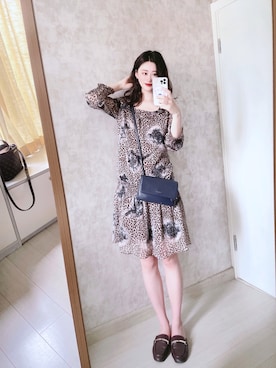「CHARLES & KEITH（チャールズ & キース）のアイテム（スリッポン）」を使った、春日弥生さん（レディース・167cm）の夏コーディネート