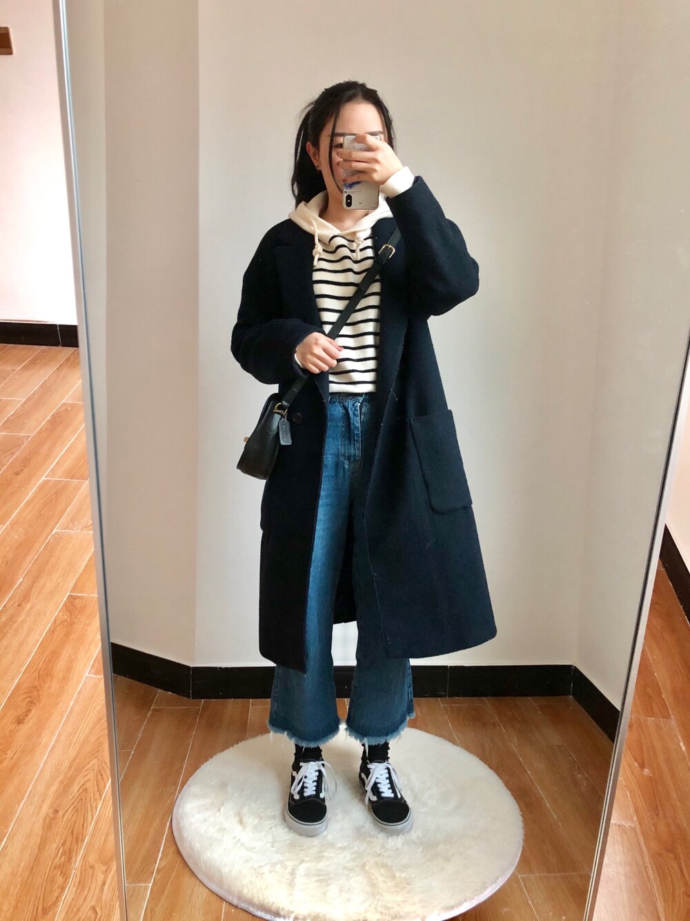 「COACHのアイテム（ショルダーバッグ、ブラック系）」を使った、ciciさん（レディース・162cm）の夏コーディネートの1枚目の写真