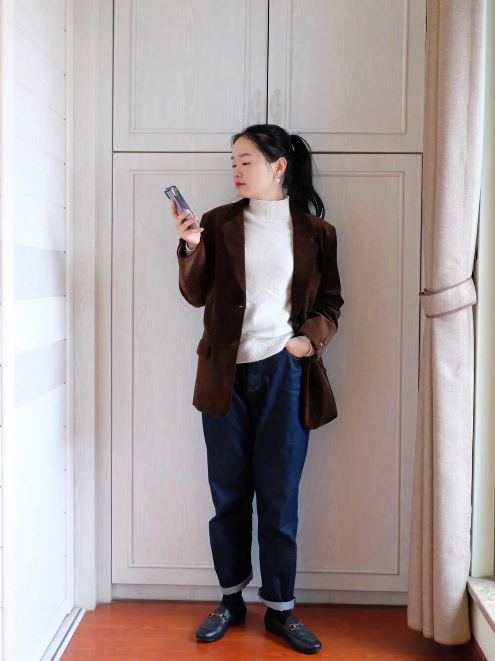 「阿布狗のアイテム（トップス、ホワイト系）」を使った、ciciさん（レディース・162cm）の秋コーディネートの1枚目の写真