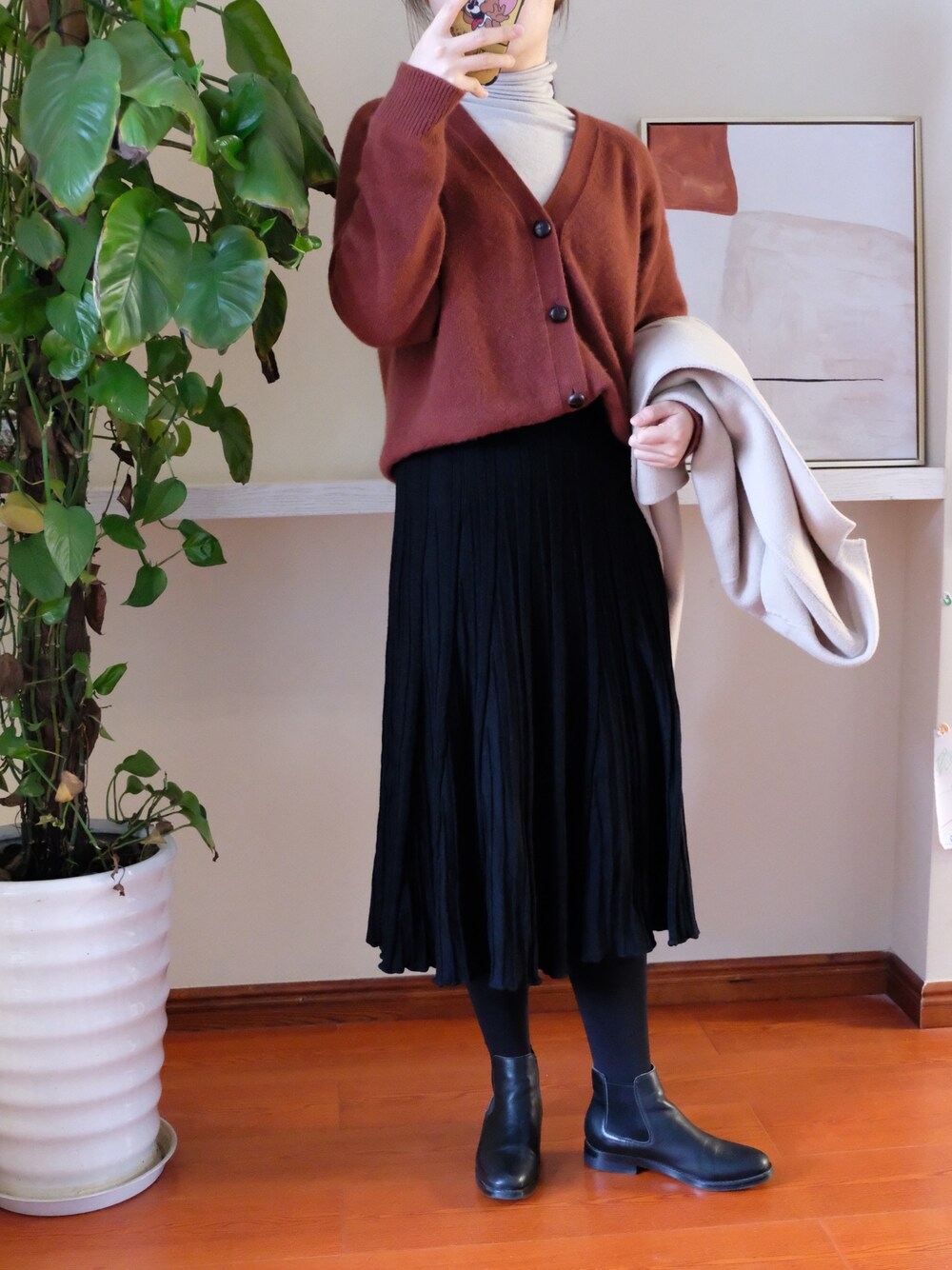 「阿布狗のアイテム（その他トップス、ブラウン系）」を使った、ciciさん（レディース・162cm）の冬コーディネートの1枚目の写真