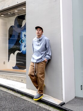 「Hender Scheme（エンダースキーマ）のアイテム（シューズ）」を使った、ICCHOさん（メンズ・170cm）の秋コーディネート