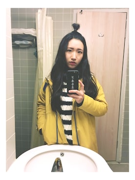 「TYAKASHAのアイテム（モッズコート）」を使った、火锅锅不饿さん（レディース・165cm）の春コーディネート