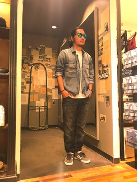 「DIESEL（ディーゼル）のアイテム（財布/小物）」を使った、DARさん（メンズ・173cm）の秋コーディネート