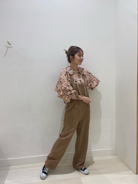 「JEANASIS（ジーナシス）のアイテム（サロペット/オーバーオール）」を使った、Rieさん（レディース・158cm）の冬コーディネート