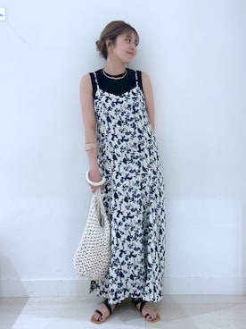 「ジーナシス」｜「アイテム（トートバッグ）」を使った、Rieさん（レディース・158cm）の春コーディネート
