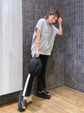 「ジーナシス」｜「アイテム（スウェット）」を使った、Rieさん（レディース・158cm）の夏コーディネート