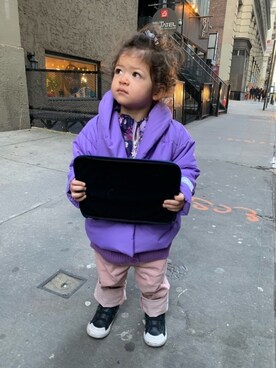 Brooklyn Baby  is wearing X-girl Stages "【Disney】 アナと雪の女王デザイン 中綿入りジャケット"