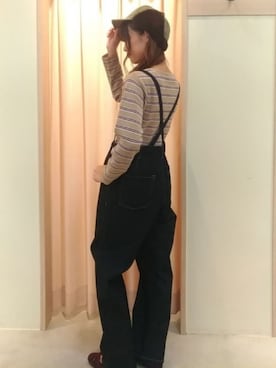 「Te chichi TERRASSE（テチチテラス）のアイテム（キャップ）」を使った、ユキさん（レディース・162cm）の秋コーディネート