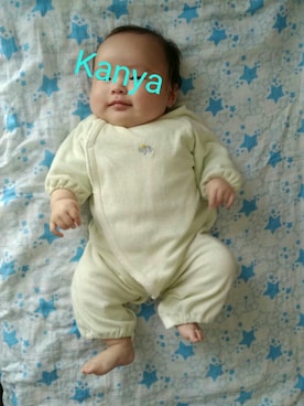 「アイテム（ロンパース、グリーン系）」を使った、Kanyaさん（キッズ・50cm）の春コーディネート