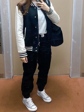 「グリッター」｜「アイテム（スニーカー）」を使った、bubuchanさん（レディース・158cm）の秋コーディネート
