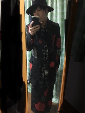 「Yohji Yamamoto（ヨウジヤマモト）のアイテム（ニット/セーター）」を使った、たかション大魔王さん（メンズ・180cm）の春コーディネート